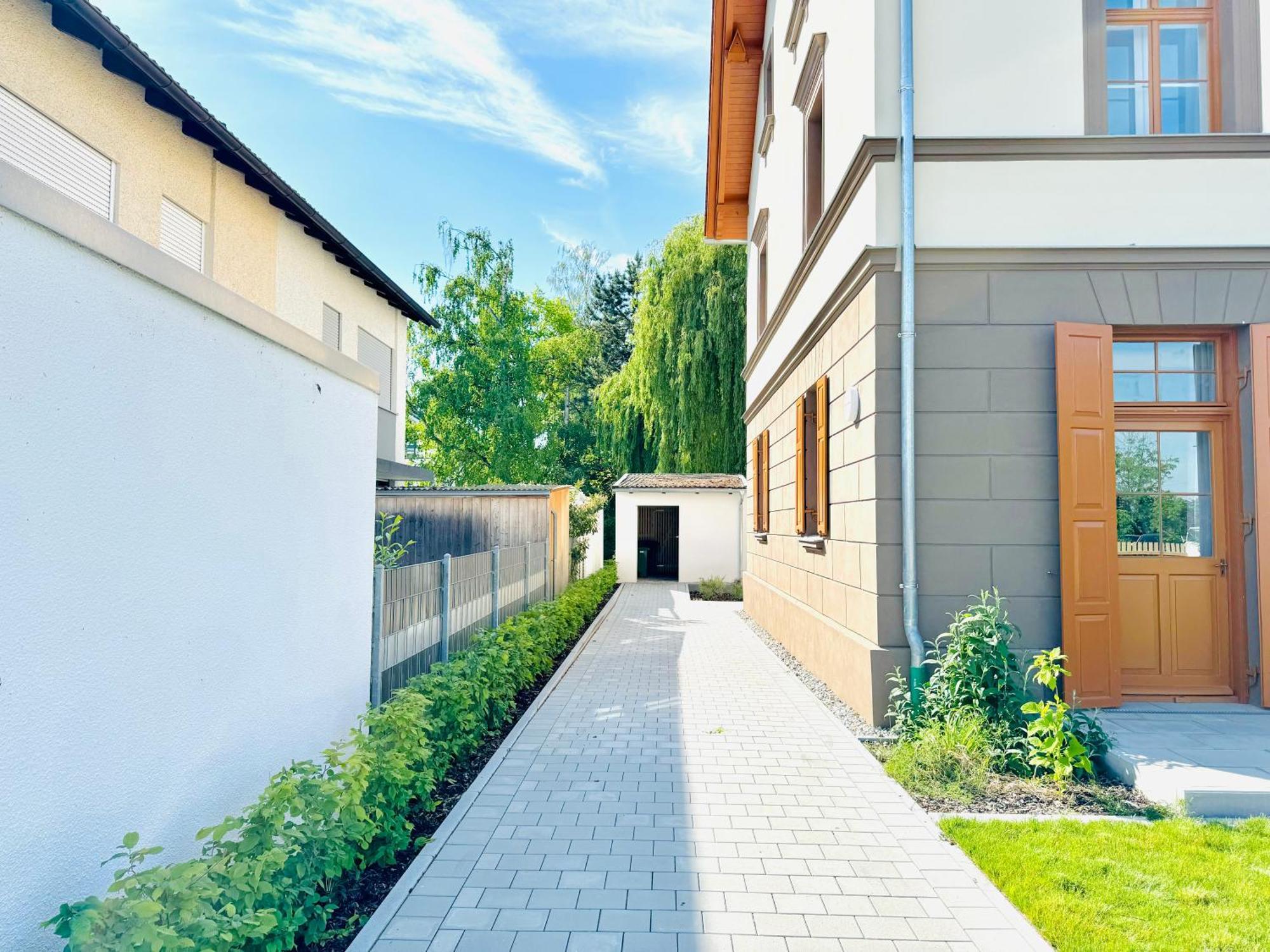 إنغولشتات E&K Living - Design Apartments - Netflix - Audi - In Village - Free Parking المظهر الخارجي الصورة